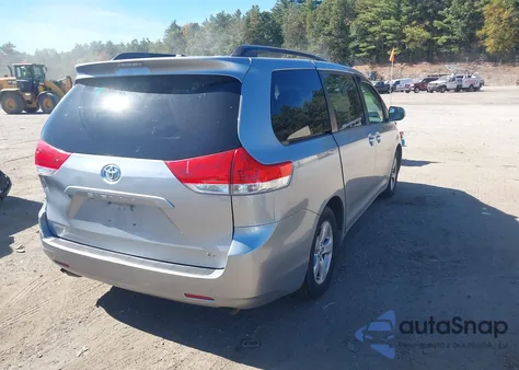 2014 Toyota Sienna Le V6 8 Passenger из США, поврежденный, VIN 5TDKK3DC6ES491977
